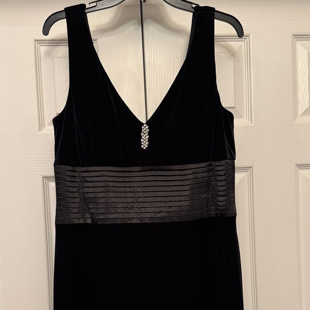 Coldwater Creek Black Velvet Midi Dress